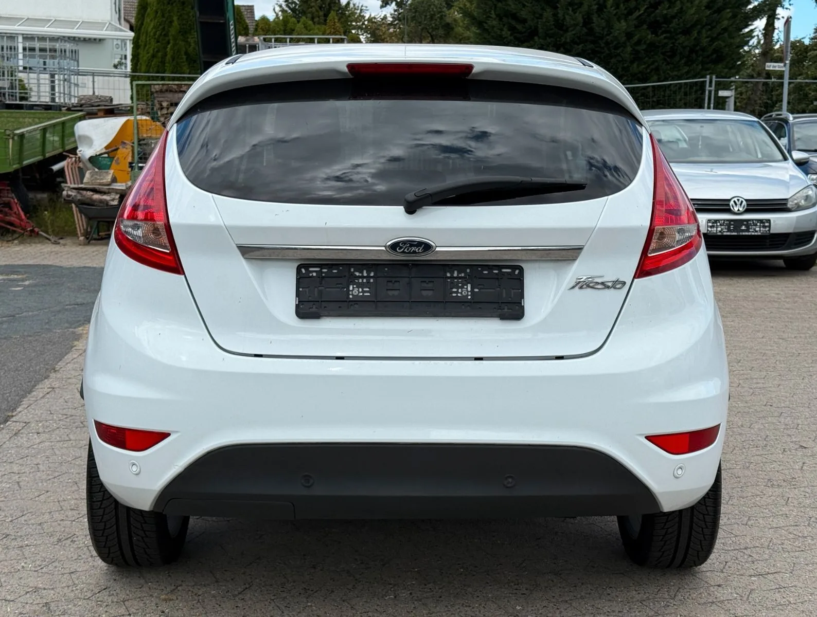 Ford Fiesta Titanium*KLIMA*TÜV NEU*PDC*