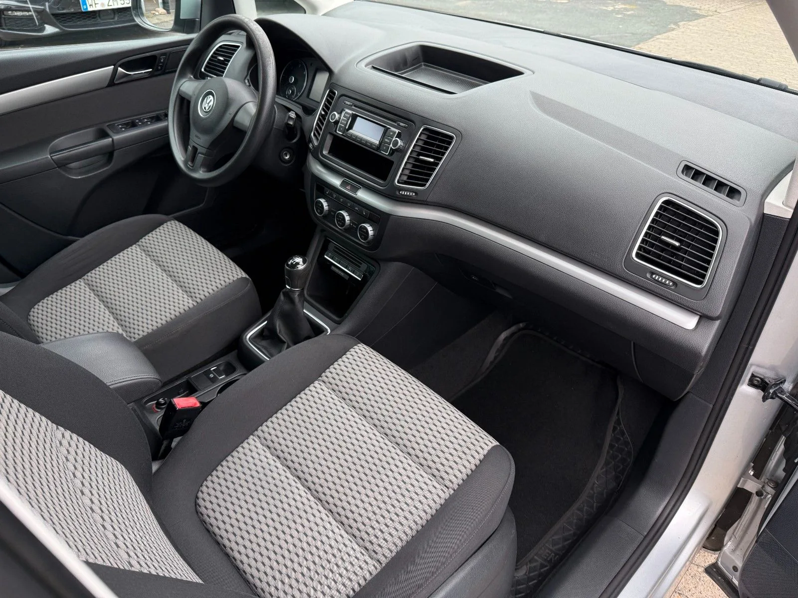 Volkswagen Sharan 2.0 TDI BMT*7 SITZER*SHZ*ZAHNRIEMEN NE*