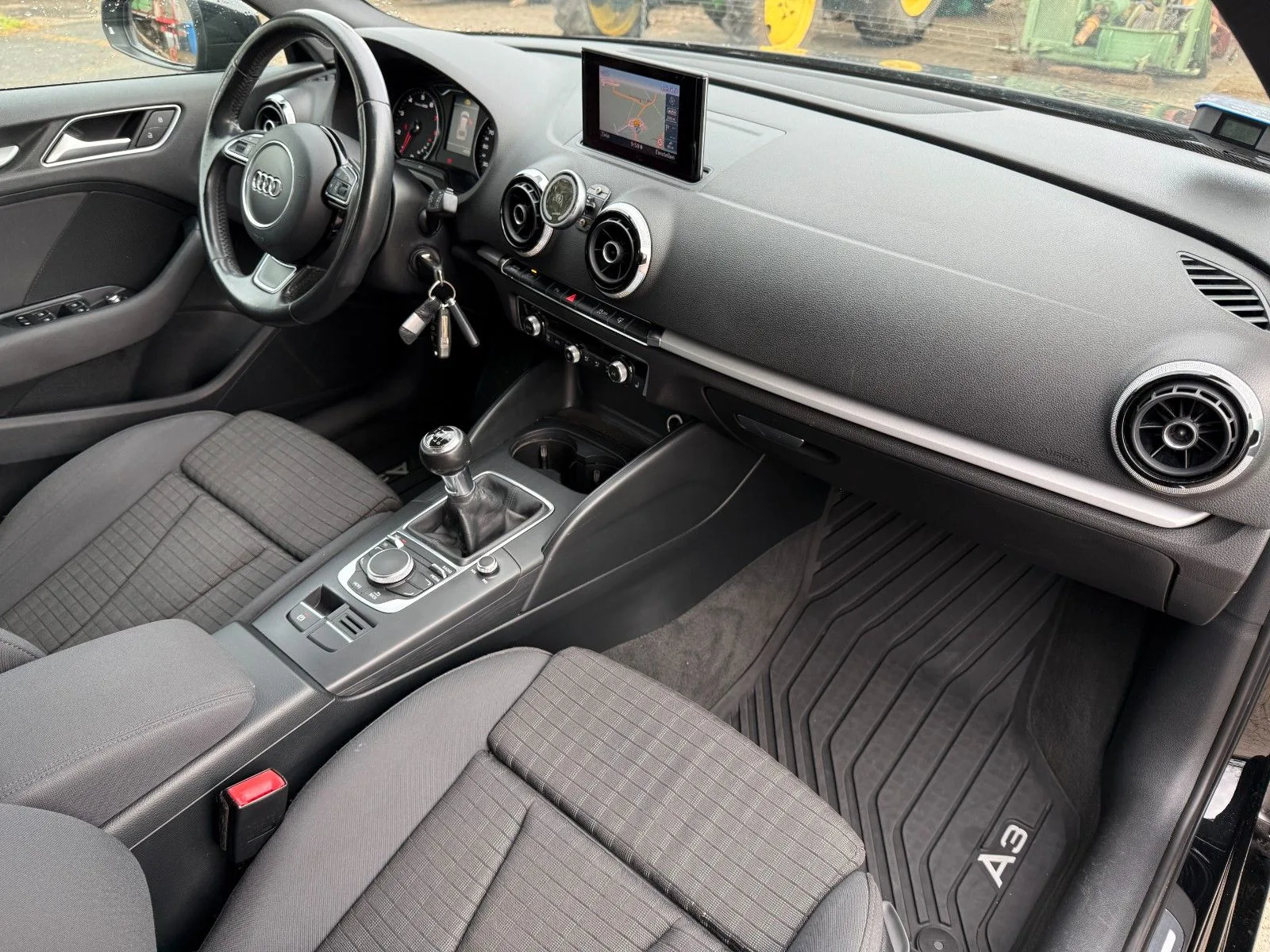 Audi A3 Sportback*Xenon*STANDHEIZ*PDC*NAV*Climatr.*