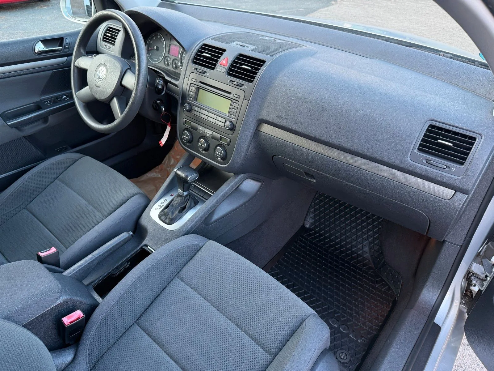 Volkswagen Golf V Lim. Comfortline*AUTOMATIK*KLIMA*TÜV