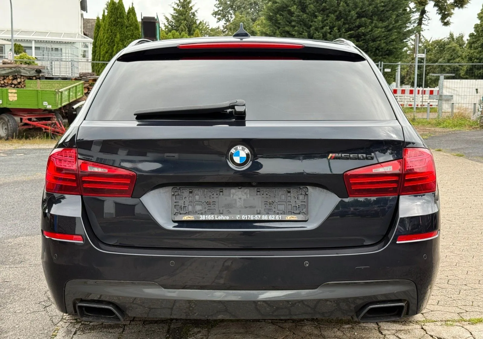 BMW M550 Baureihe 5 Touring M550d xDrive*ACC*HUD*H&K
