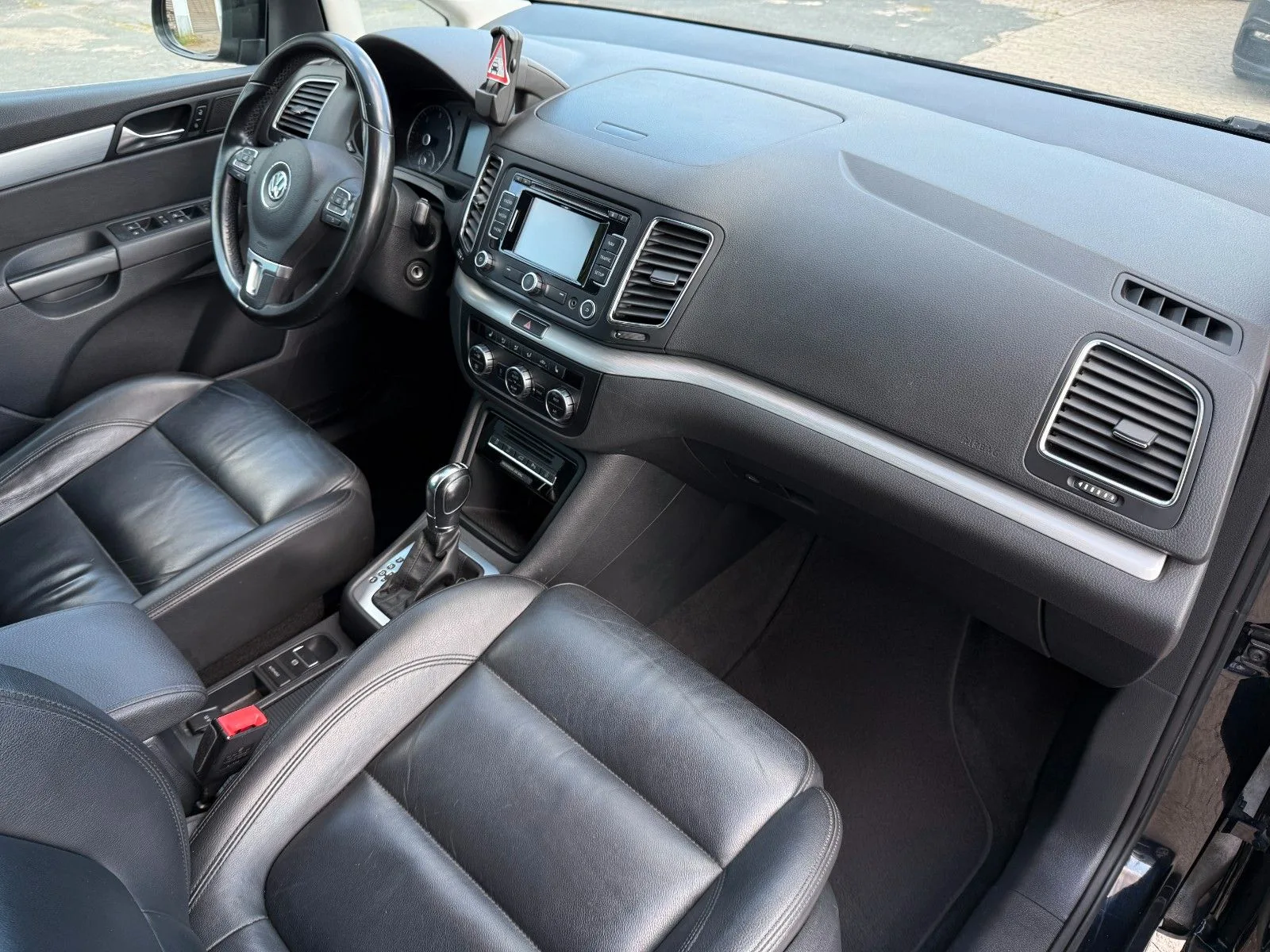 Volkswagen Sharan Highline BMT*DSG*7 SITZER*AHK*PDC*STANDHE
