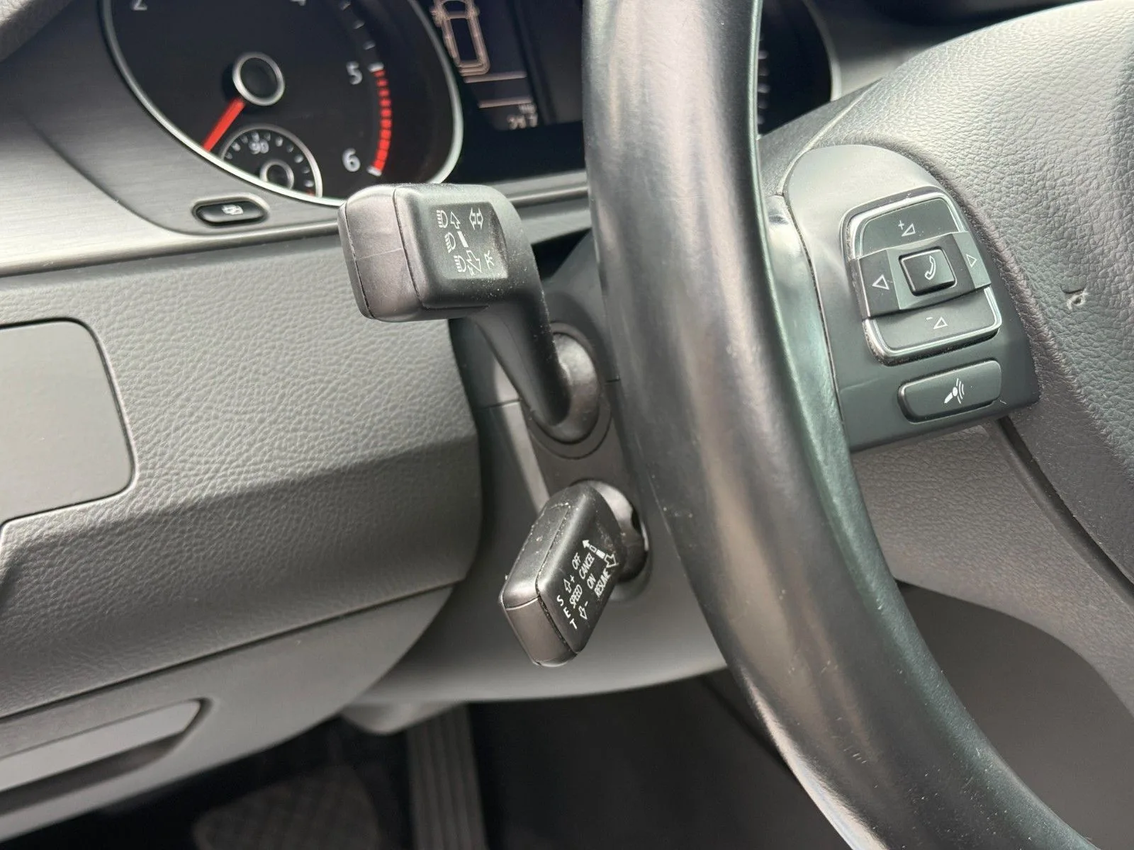 Volkswagen Passat Variant Comfortline BlueMo*DSG*AHK*TEMP*
