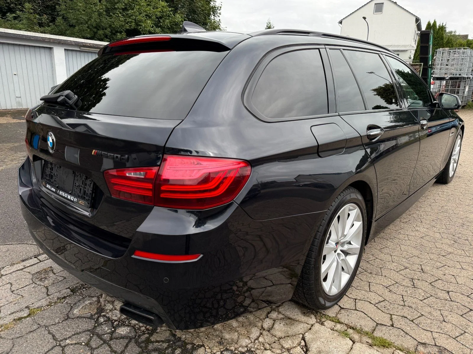 BMW M550 Baureihe 5 Touring M550d xDrive*ACC*HUD*H&K