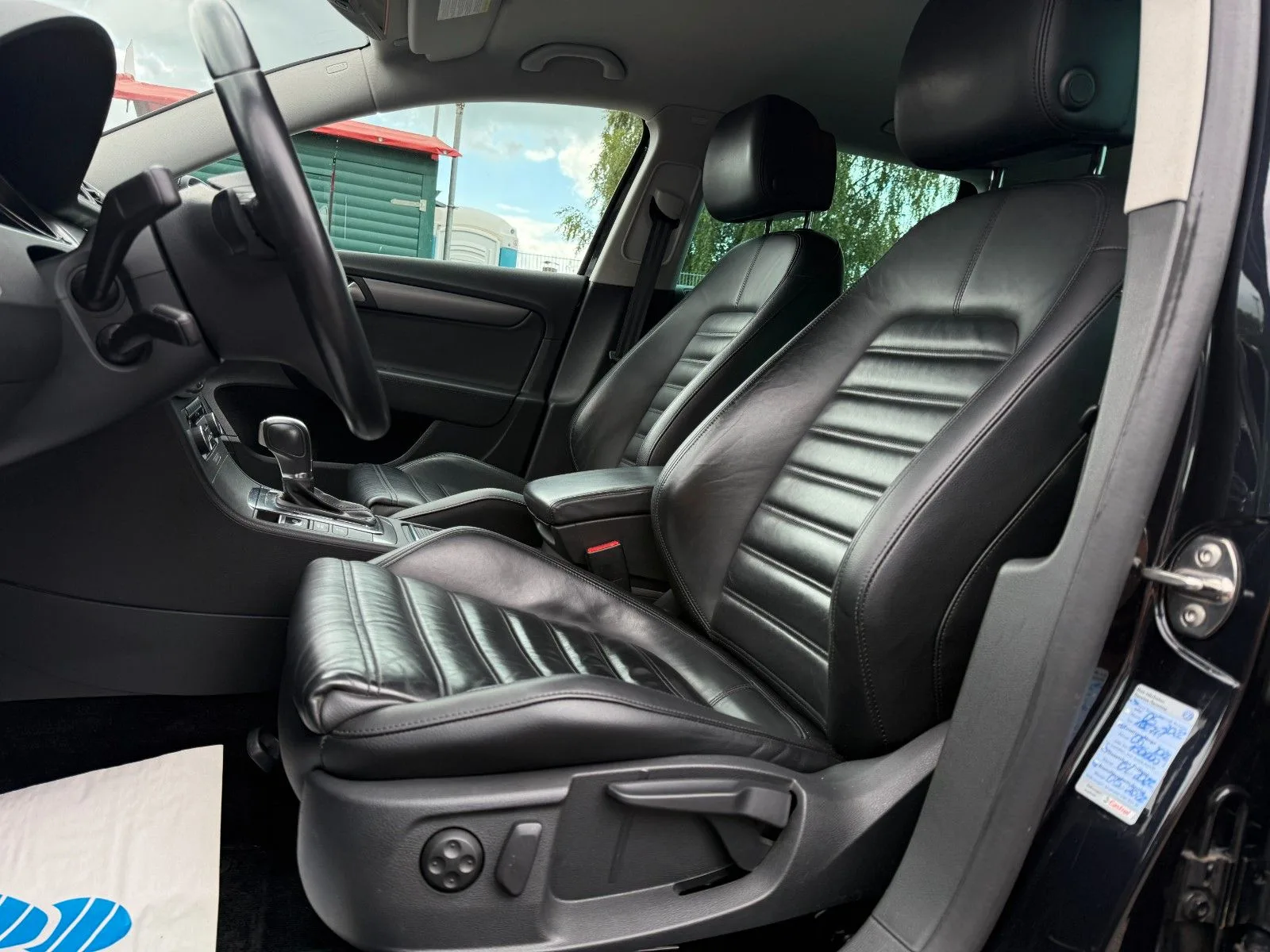 Volkswagen Passat Variant Comfortline BlueMo*DSG*AHK*TEMP*