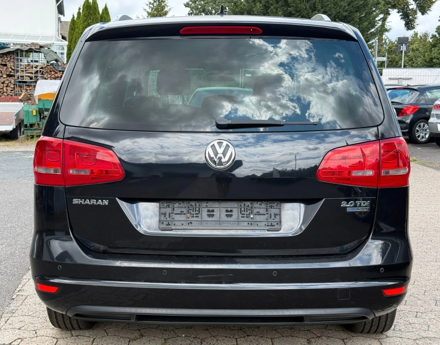 Volkswagen Sharan Highline BMT*DSG*7 SITZER*AHK*PDC*STANDHE