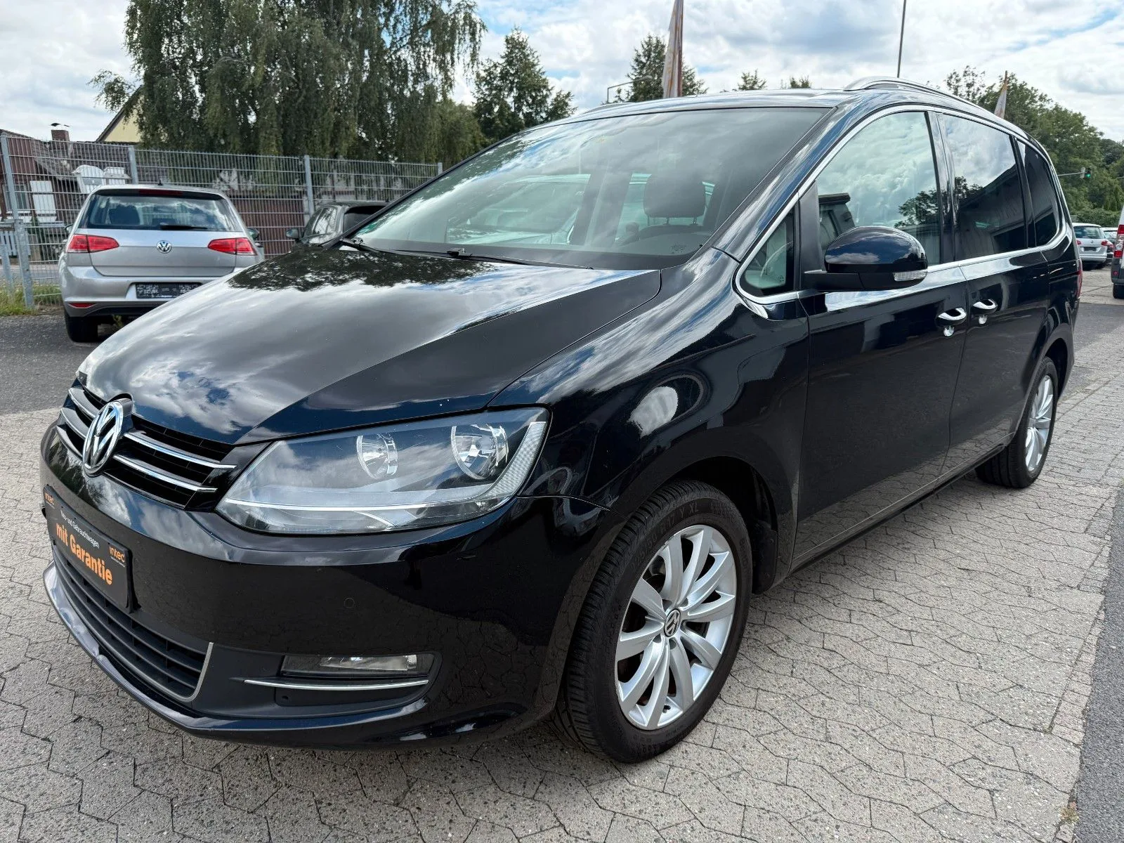 Volkswagen Sharan Highline BMT*DSG*7 SITZER*AHK*PDC*STANDHE