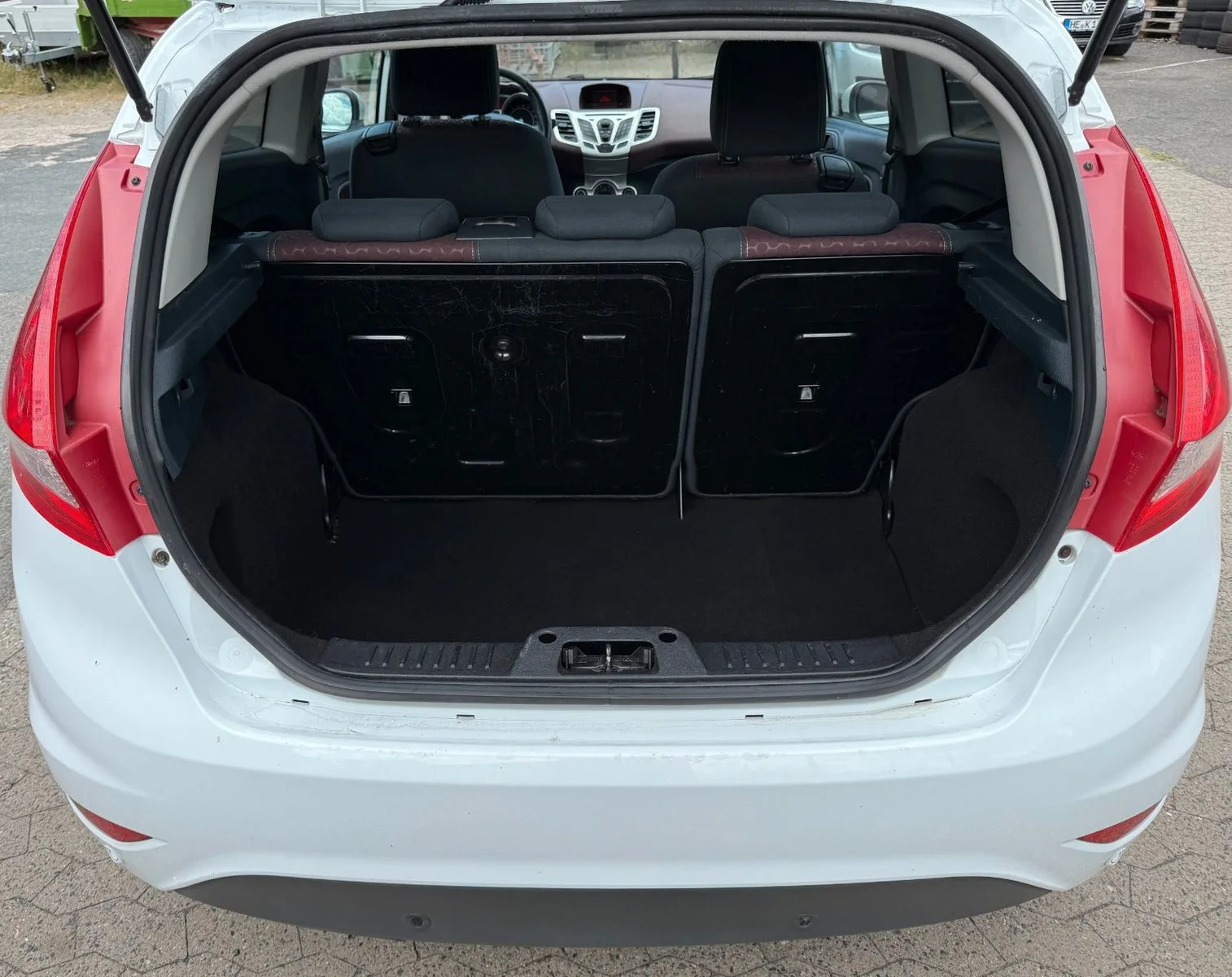 Ford Fiesta Titanium*KLIMA*TÜV NEU*PDC*