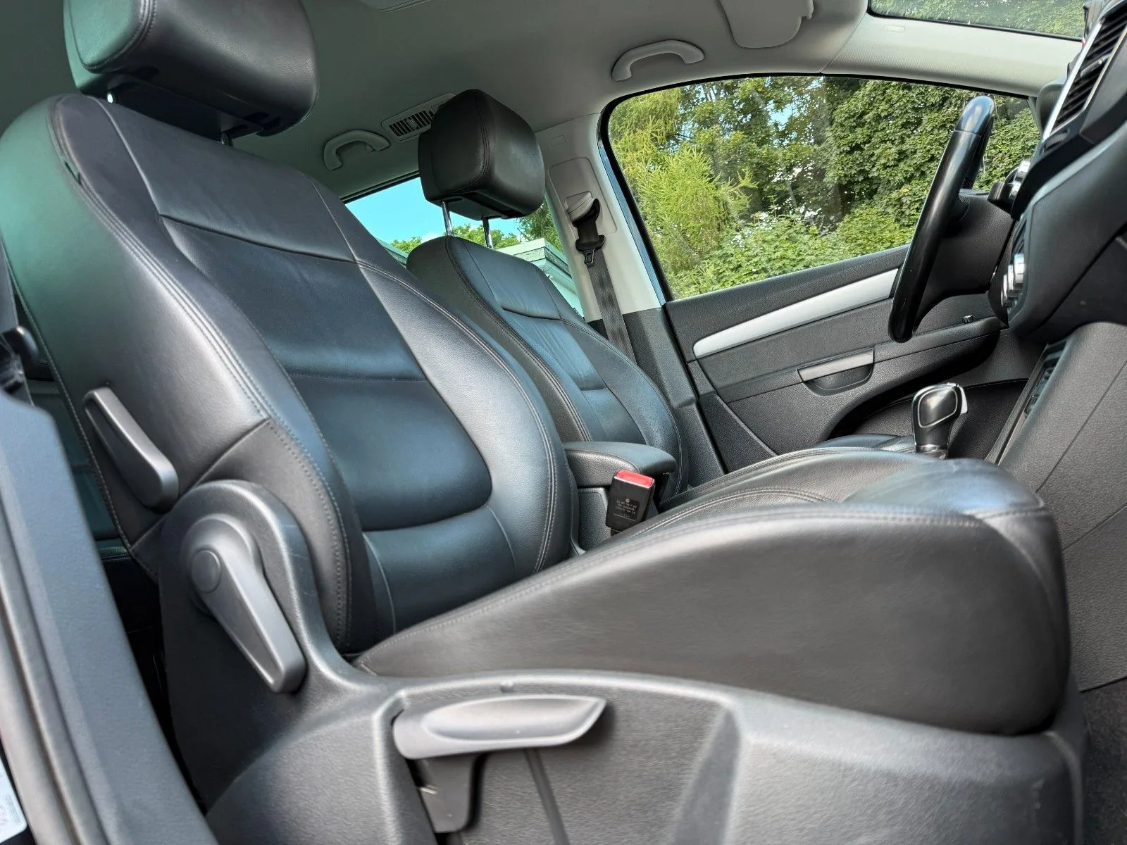 Volkswagen Sharan Highline BMT*DSG*7 SITZER*AHK*PDC*STANDHE