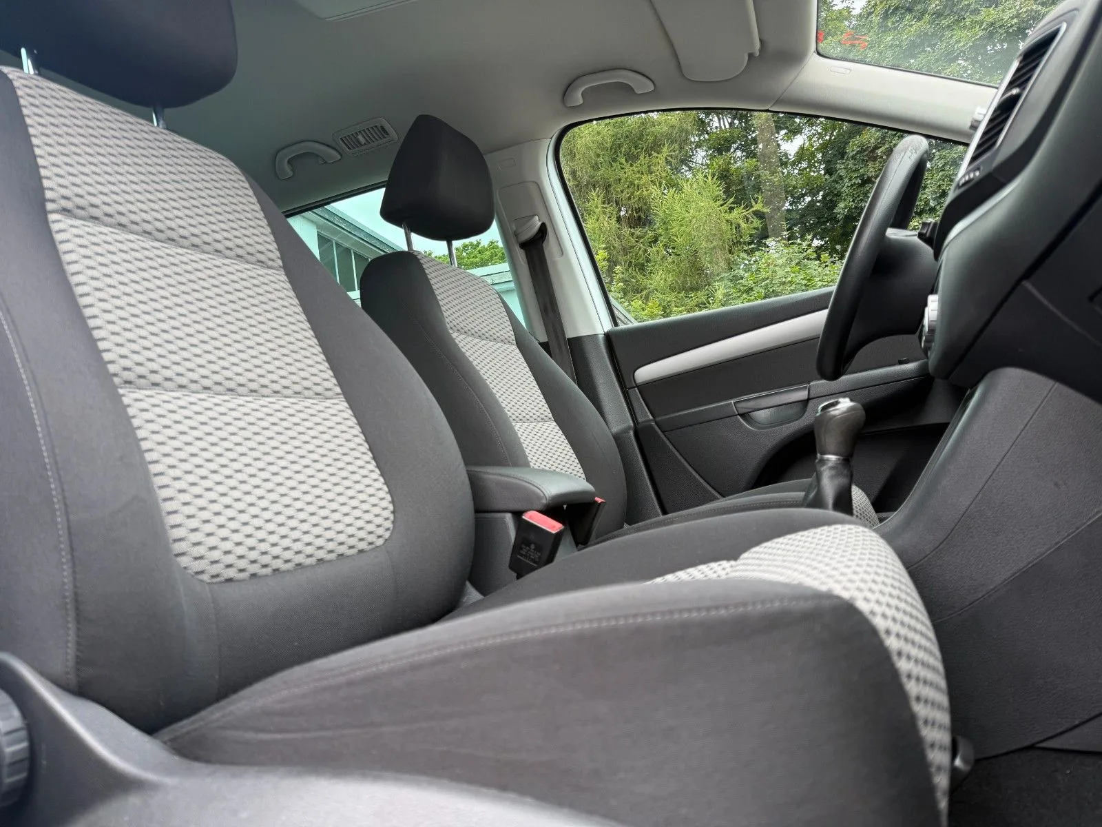 Volkswagen Sharan 2.0 TDI BMT*7 SITZER*SHZ*ZAHNRIEMEN NE*