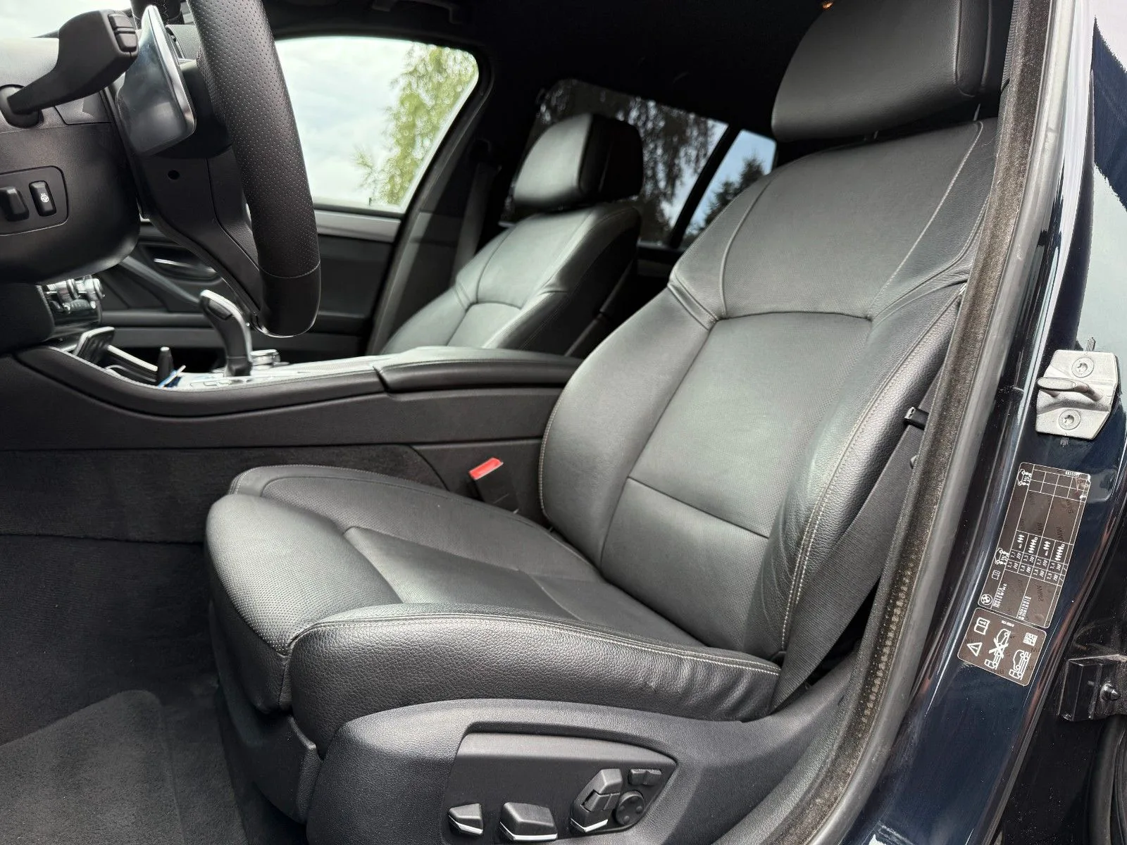 BMW M550 Baureihe 5 Touring M550d xDrive*ACC*HUD*H&K
