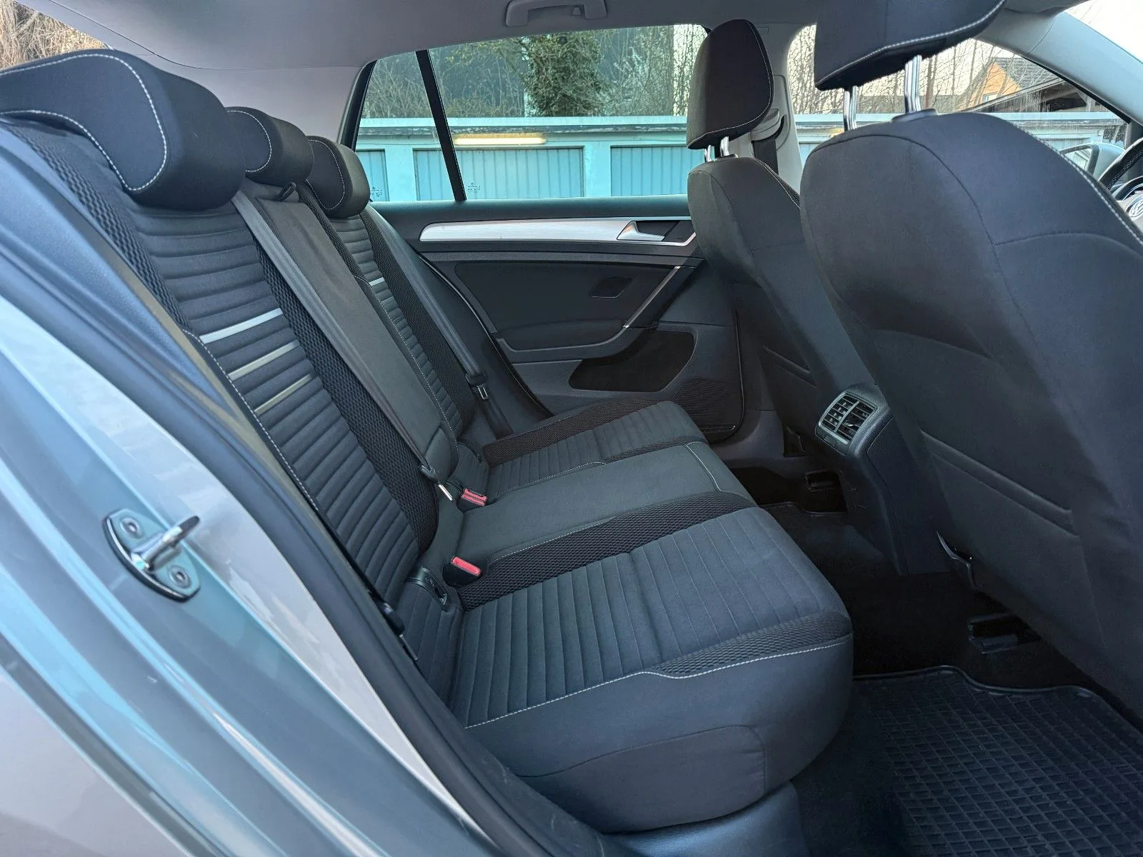Volkswagen Golf VII Lim. Cup BMT*PDC*KLIMA*MFL*SHZ*TÜV NEU
