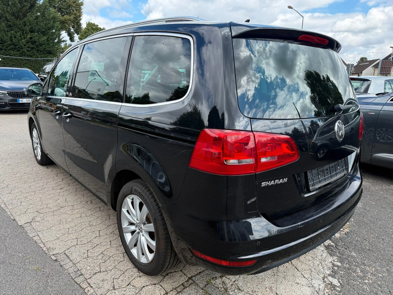 Volkswagen Sharan Highline BMT*DSG*7 SITZER*AHK*PDC*STANDHE